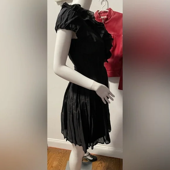 Forever 21 black wrap-tie dress, size small - Picture 4 of 5